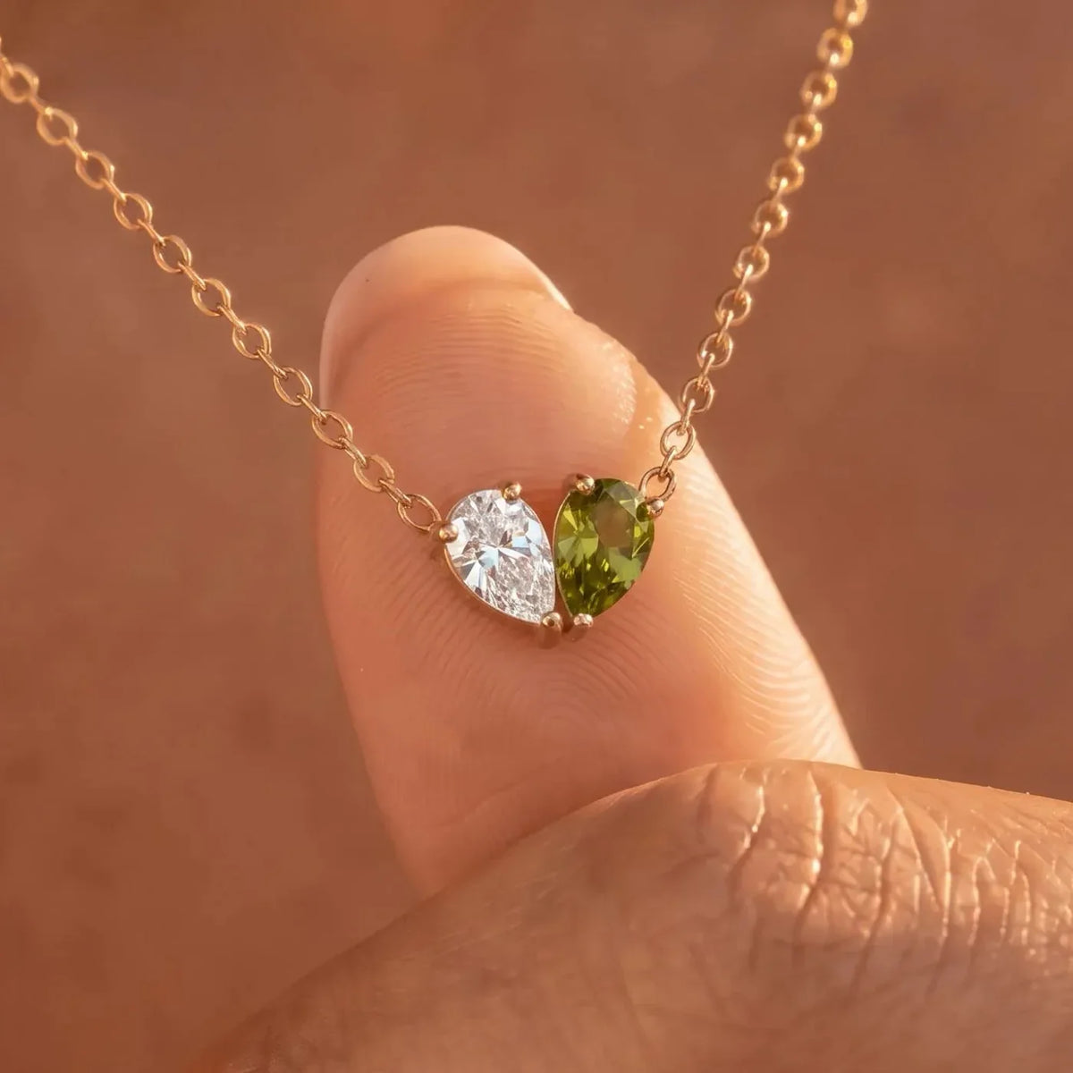 Iris | Colgante con piedras de nacimiento