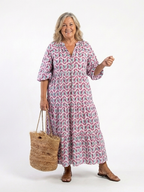 Nadia | Vestido midi de manga larga con estratos y estampado geometrico