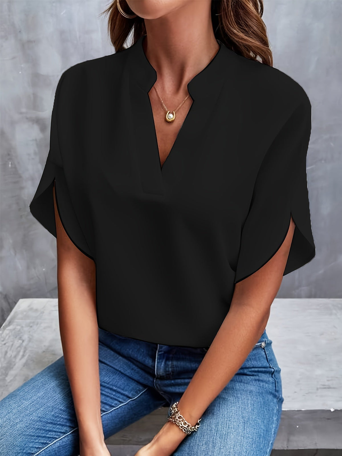 Libuše | Elegantní Halenka z Lehké Látky