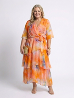 Iris | Vestido largo con cuello en V, capas transparentes y cinturilla atada