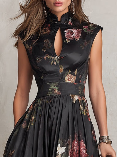 Nora | Vestido midi de satén plisado con cuello redondo negro