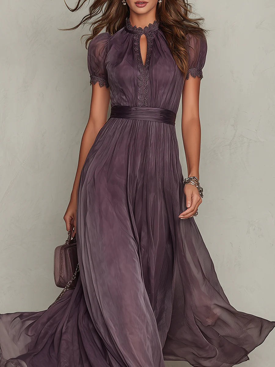 Gloria | Vestido largo de gasa con cuello abierto en color morado