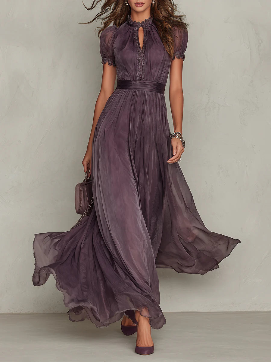Gloria | Vestido largo de gasa con cuello abierto en color morado