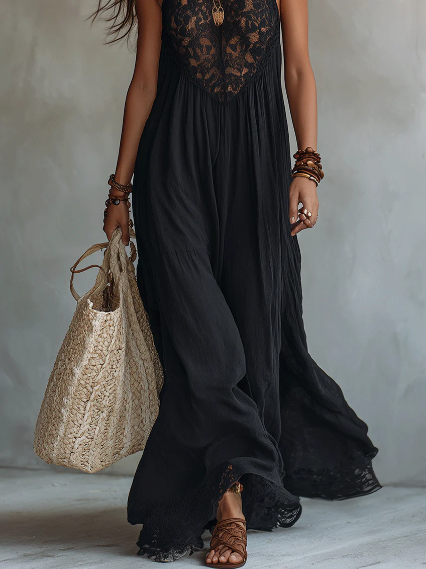 Marta | Vestido largo negro sin mangas con encaje de estilo bohemio