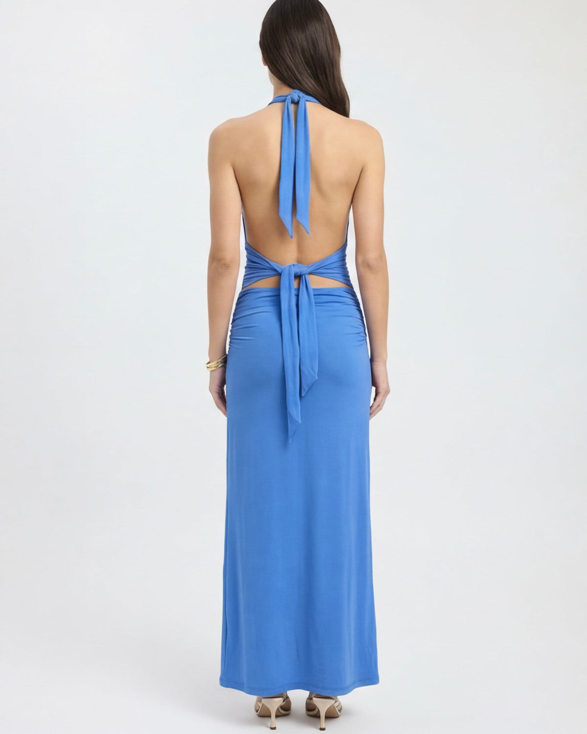 María | Vestido maxi con cuello halter