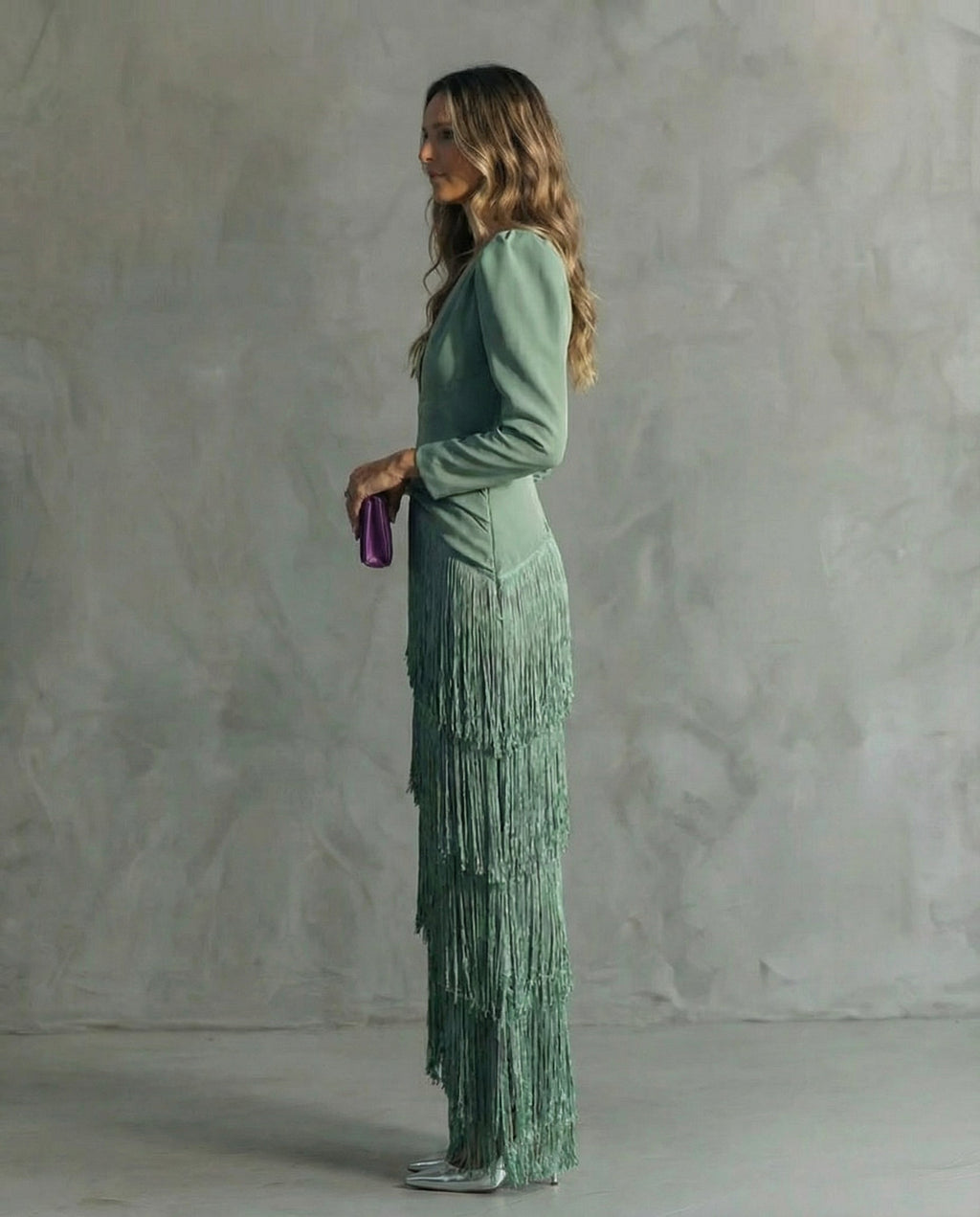 Clara | Vestido elegante con mangas con flecos